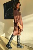 Suki Pleat Back Blouse Chocolate /12=